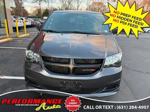 Used 2017 Dodge Grand Caravan SE image 10