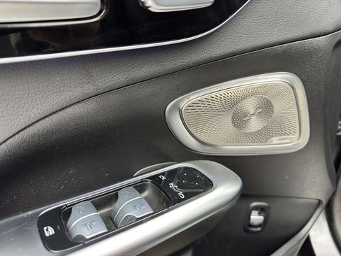 Used 2024 Mercedes-Benz C 300 Sedan w/ AMG Line w/ Night Package image 17