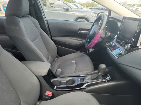 Used 2021 Toyota Corolla LE FWD image 10