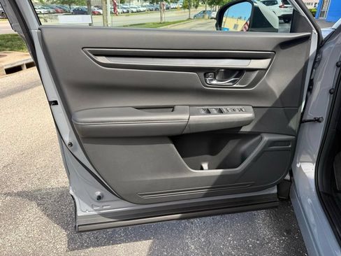 New 2026 Honda CR-V EX image 13