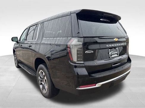 New 2026 Chevrolet Suburban LT w/ Comfort Package image 7