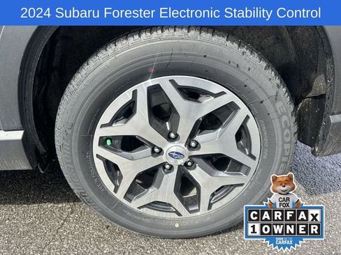 Used 2024 Subaru Forester Premium image 25