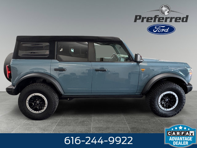 Used 2023 Ford Bronco Badlands w/ Sasquatch Package AWD/4WD image 8