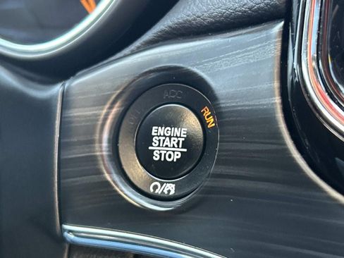 Used 2019 Jeep Grand Cherokee Limited AWD/4WD image 20