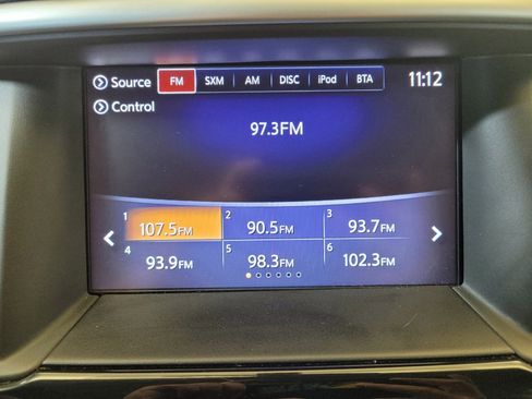 Used 2017 Nissan Pathfinder SV AWD/4WD image 25