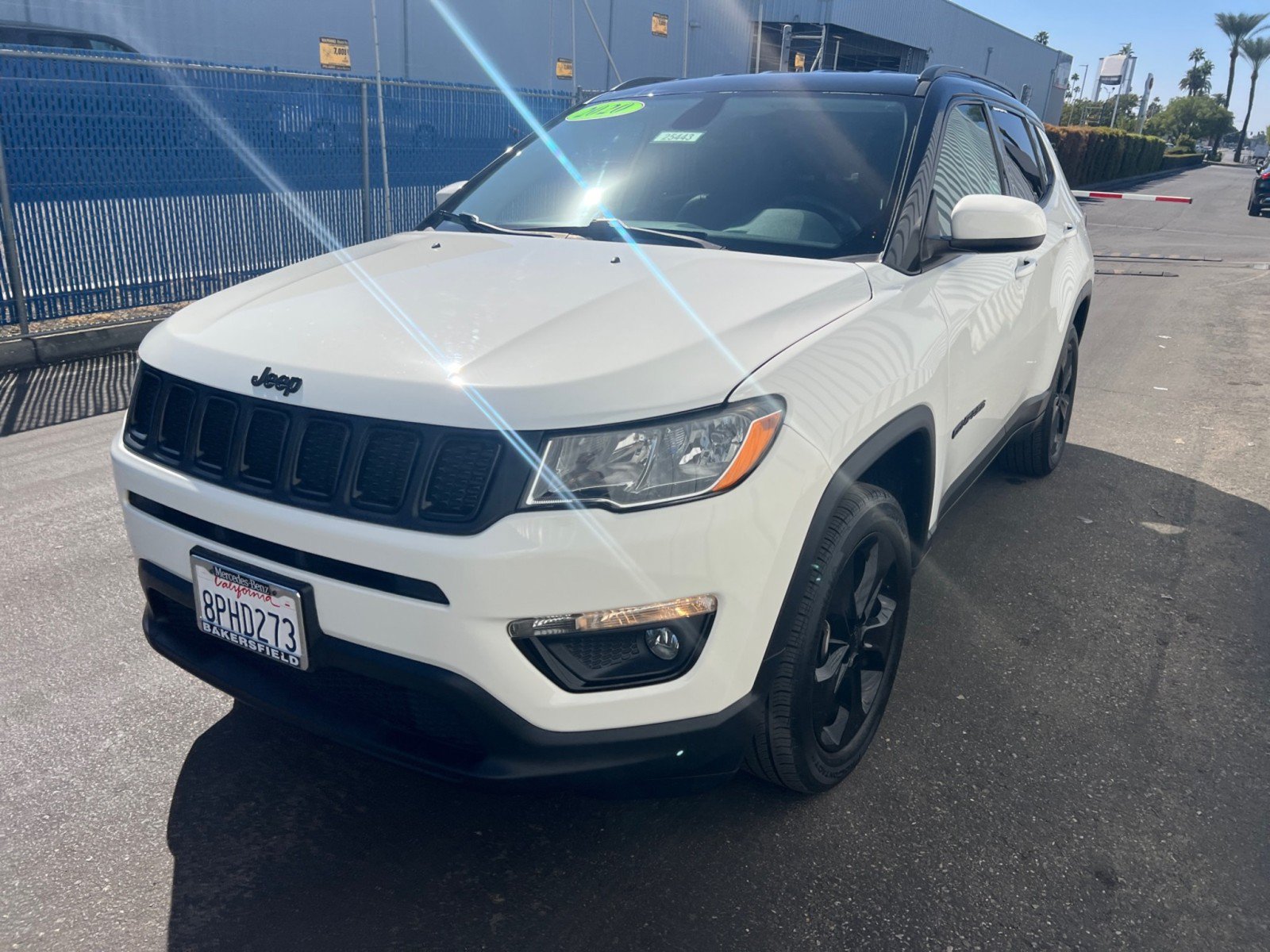 Used 2020 Jeep Compass Latitude AWD/4WD image 9