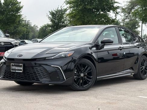New 2026 Toyota Camry SE FWD image 34