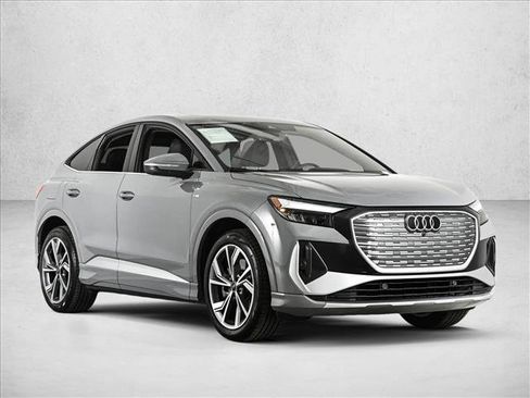 Certified 2025 Audi Q4 e-tron Premium Plus w/ Premium Plus AWD/4WD image 3