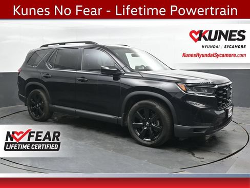 Used 2023 Honda Pilot Elite image 1