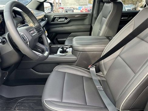 New 2026 GMC Yukon Elevation w/ LPO, Floor Liner Package image 9