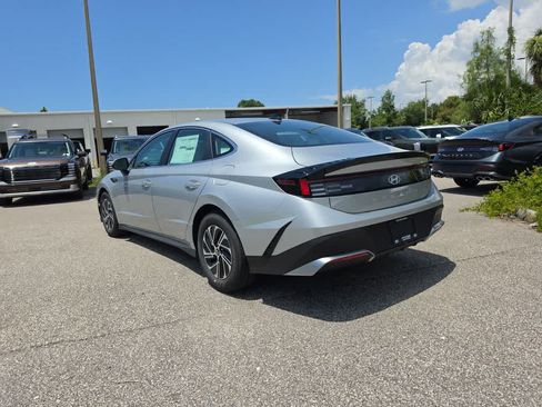 New 2026 Hyundai Sonata Blue FWD image 4
