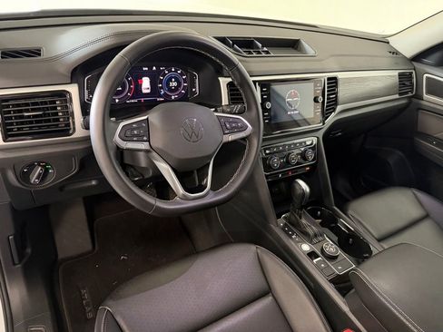 Used 2023 Volkswagen Atlas SE AWD/4WD image 11