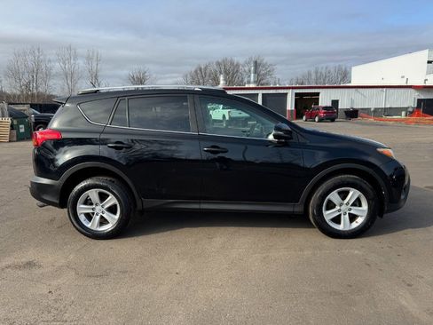 Used 2014 Toyota RAV4 XLE image 6