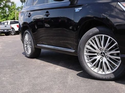 Used 2022 Mitsubishi Outlander SEL AWD/4WD image 3