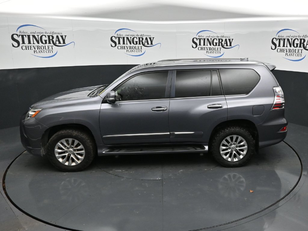 Used 2017 Lexus GX 460 Premium w/ Premium Package AWD/4WD image 21