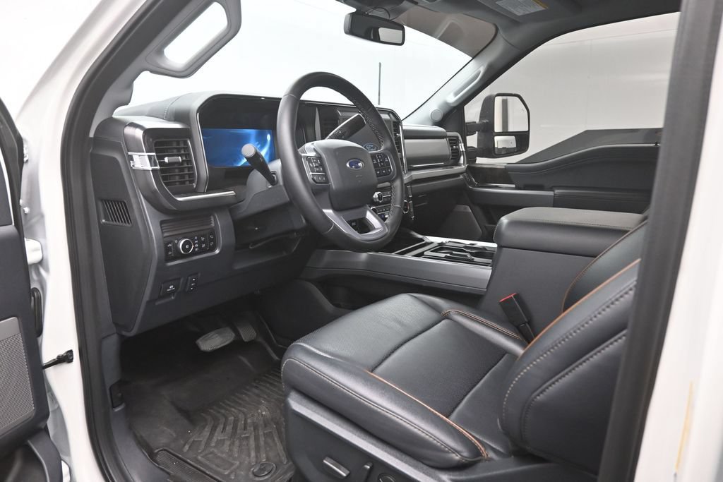 Certified 2025 Ford F350 Lariat w/ Lariat Ultimate Package AWD/4WD image 19