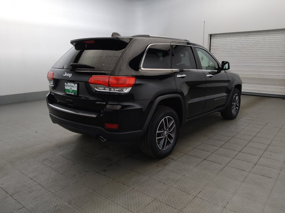 Used 2017 Jeep Grand Cherokee Limited AWD/4WD image 9