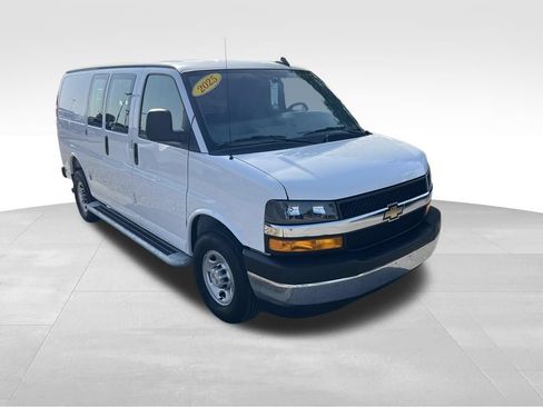 Used 2025 Chevrolet Express 2500 w/ Driver Convenience Package RWD image 9