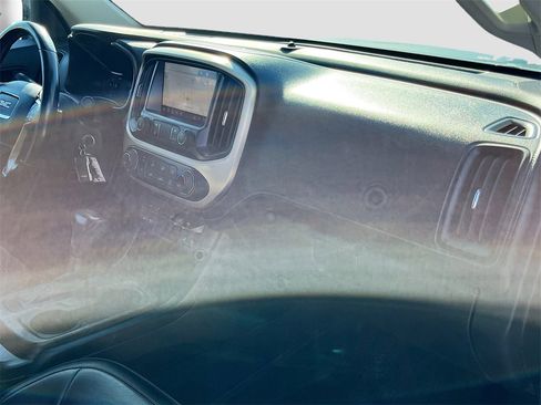 Used 2021 GMC Canyon Denali image 29