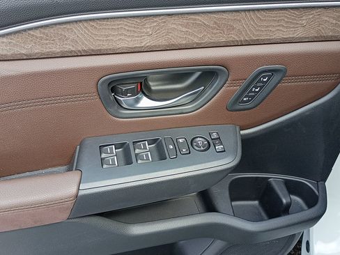 Used 2026 Honda Pilot Elite image 19