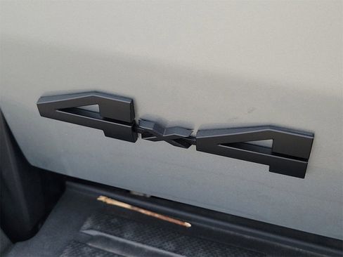 Certified 2025 Toyota Tacoma TRD Sport image 8