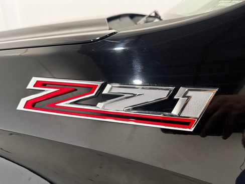 Used 2022 Chevrolet Silverado 1500 Custom Trail Boss w/ LPO, Dark Essentials Package AWD/4WD image 35