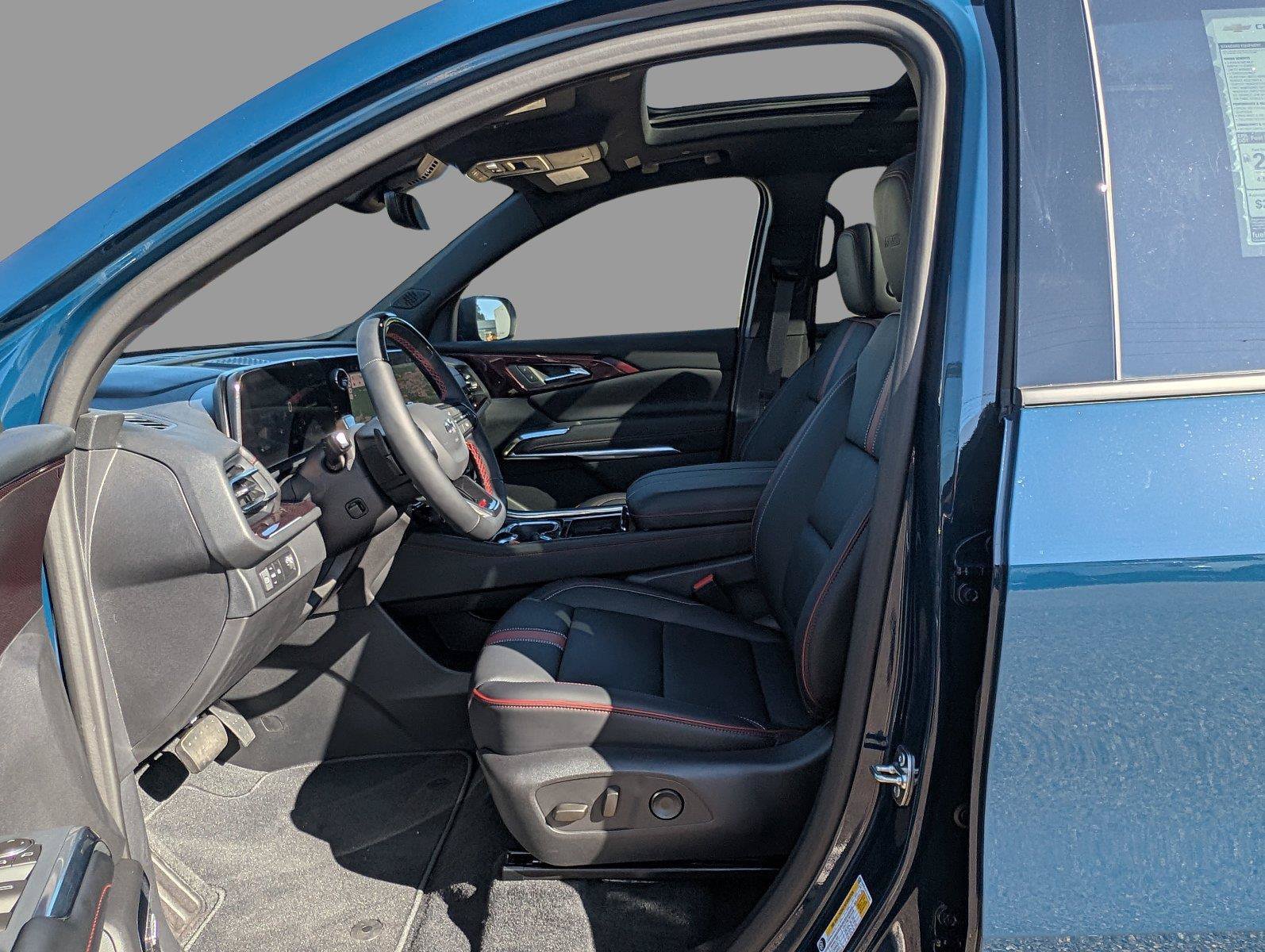 New 2027 Chevrolet Traverse RS FWD image 13