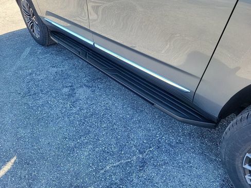 New 2026 GMC Yukon XL Elevation w/ Elevation Premium Package image 9