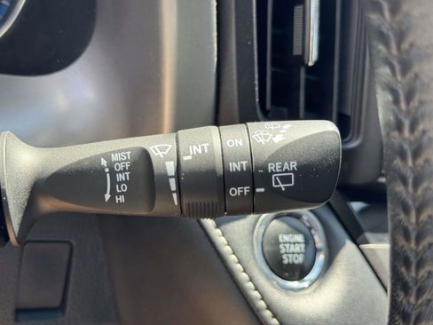 Used 2016 Toyota RAV4 XLE w/ Convenience Package AWD/4WD image 28