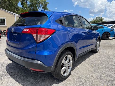 Used 2018 Honda HR-V LX image 5