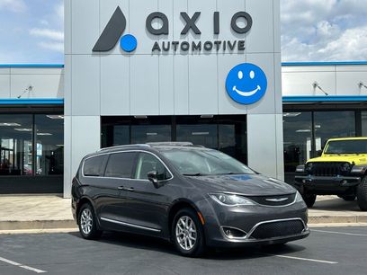 Used 2020 Chrysler Pacifica Touring-L