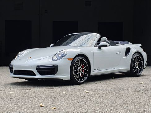 Used 2018 Porsche 911 Turbo w/ Light Design Package AWD/4WD image 7