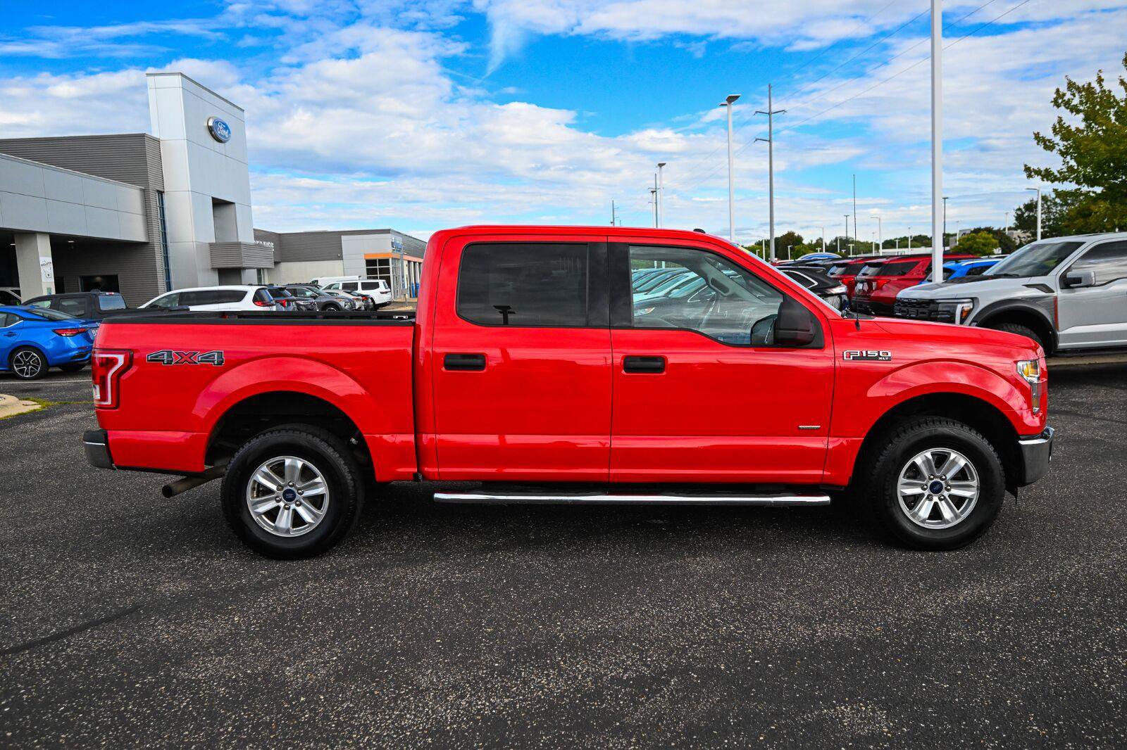 Used 2016 Ford F150 XLT w/ Trailer Tow Package AWD/4WD image 3