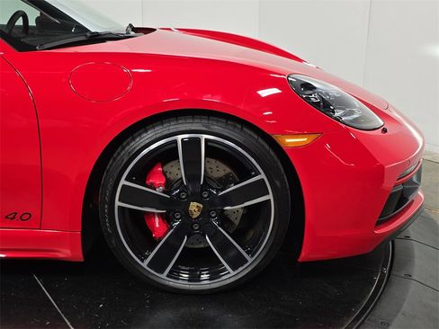 Used 2024 Porsche 718 Boxster GTS image 11