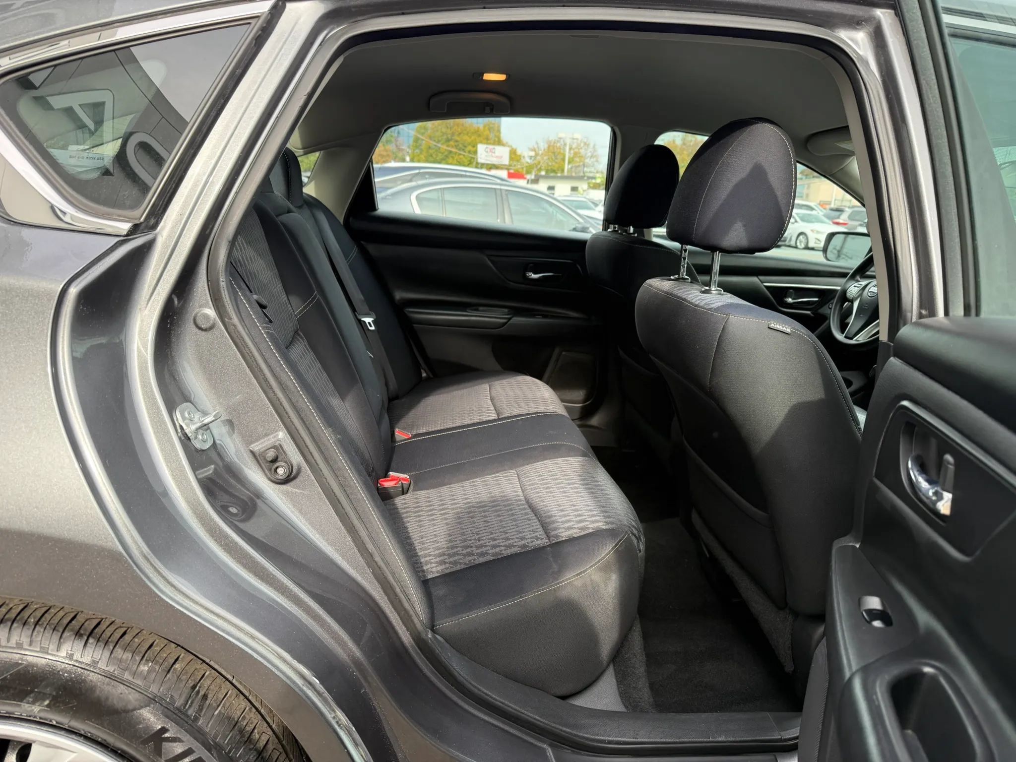 Used 2017 Nissan Altima 2.5 S w/ Power Driver Seat Package FWD image 30