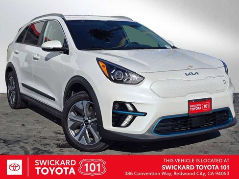Used 2022 Kia Niro EX w/ Cold Weather Package image 1