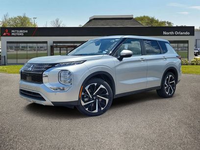 Used 2024 Mitsubishi Outlander SE