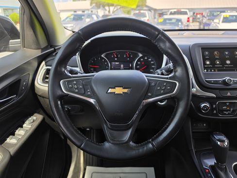 Used 2019 Chevrolet Equinox LT FWD image 19