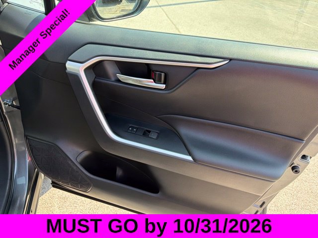 Used 2022 Toyota RAV4 XLE Premium FWD image 26