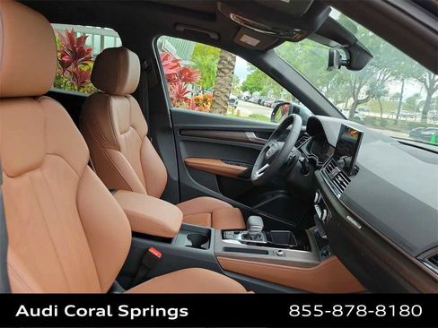 Certified 2025 Audi Q5 e Premium Plus image 14