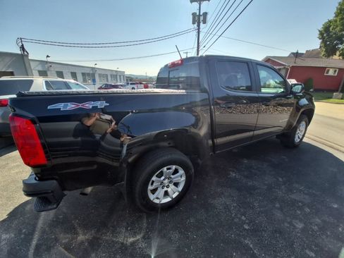 Used 2021 Chevrolet Colorado LT w/ LT Convenience Package AWD/4WD image 8