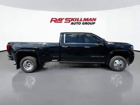 Used 2021 GMC Sierra 3500 Denali w/ Denali Ultimate Package AWD/4WD image 8