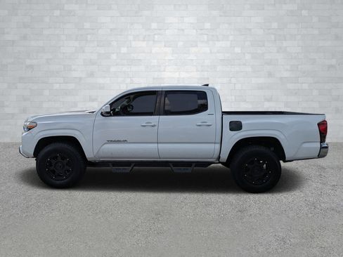 Used 2019 Toyota Tacoma SR5 image 8