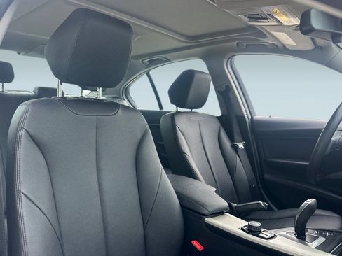 Used 2015 BMW 320i xDrive Sedan image 30