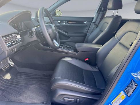 Certified 2025 Honda Civic Sport Touring image 19
