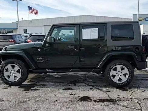 Used 2010 Jeep Wrangler Unlimited Sahara w/ Trailer Tow Group image 5
