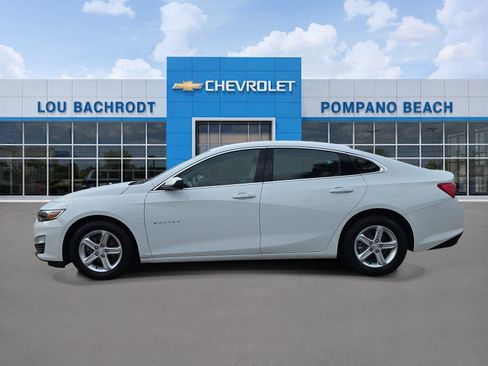 Used 2023 Chevrolet Malibu LS w/ Driver Confidence Package FWD image 4
