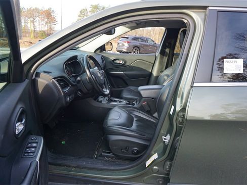 Used 2020 Jeep Cherokee Latitude Lux w/ Comfort/Convenience Group image 2