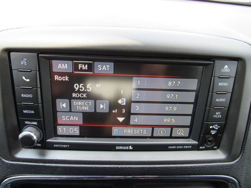 Used 2015 Dodge Grand Caravan SXT FWD image 20