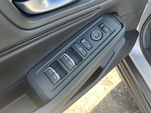 Used 2024 Honda Accord EX image 11